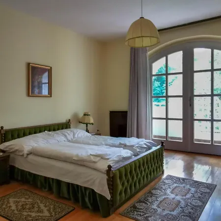 Cseri Kastélyszálló