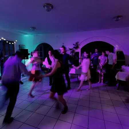 Cseri Kastelyszallo Tótvázsony