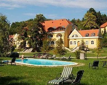 Cseri Vendeghaz Hotel Totvazsony