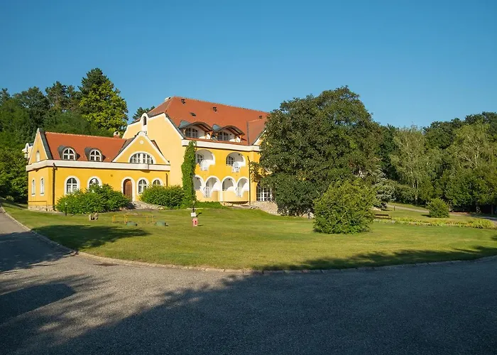 Hotel Cseri Vendeghaz Tótvázsony